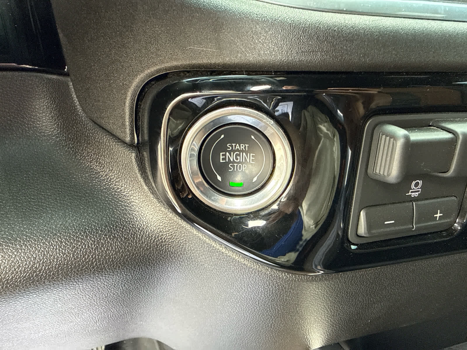 Certified 2026 Chevrolet Silverado 3500 High Country w/ High Country Premium Package AWD/4WD image 21