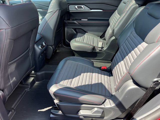New 2026 Ford Explorer ST-Line w/ ST-Line Street Pack AWD/4WD image 22