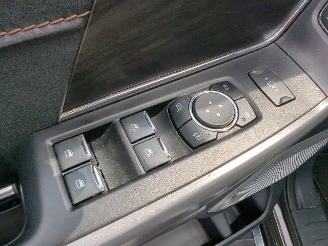 Used 2024 Ford F150 Lariat w/ Equipment Group 502A High image 27