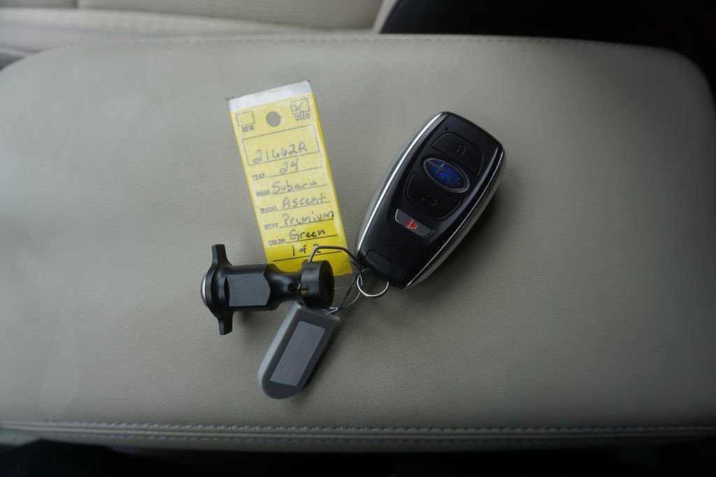 Used 2024 Subaru Ascent Premium w/ Convenience Package AWD/4WD image 28