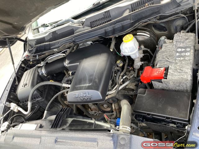 Used 2018 RAM 1500 Express AWD/4WD image 24
