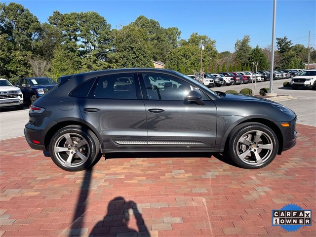 Used 2023 Porsche Macan image 37