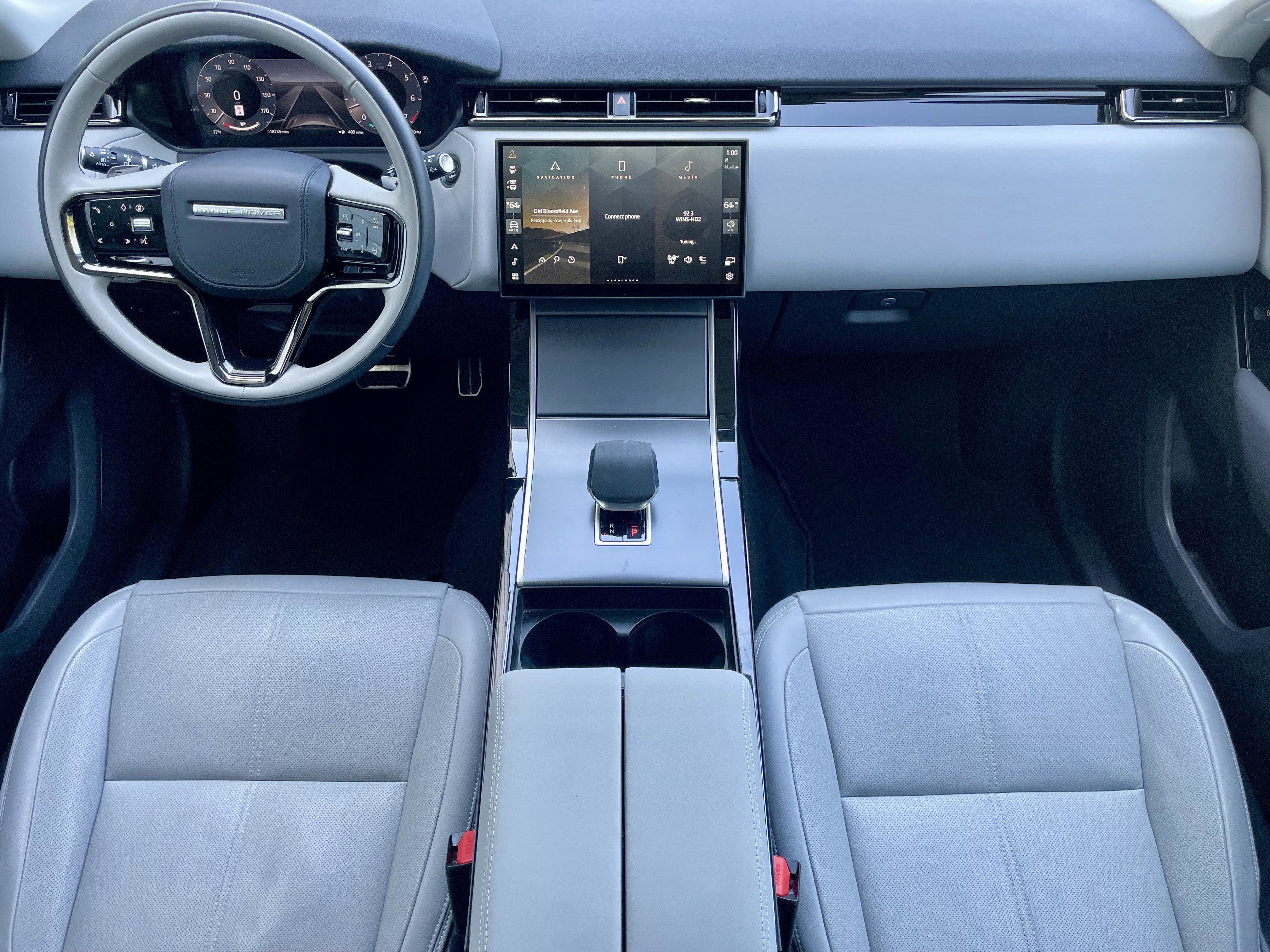 Certified 2025 Land Rover Range Rover Velar Dynamic SE AWD/4WD image 16