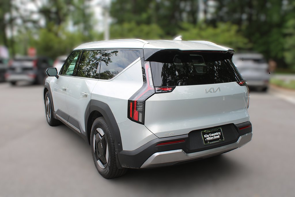 New 2026 Kia EV9 Wind AWD/4WD image 7