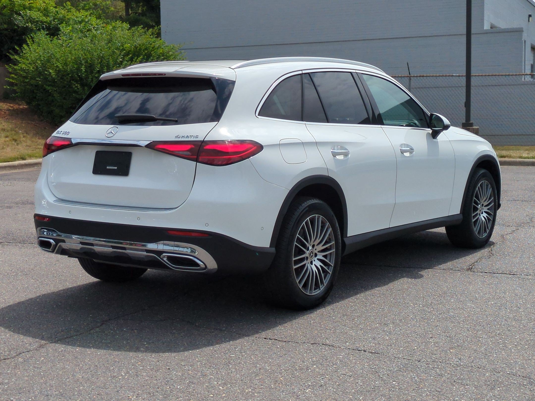 Certified 2024 Mercedes-Benz GLC 300 4MATIC image 3