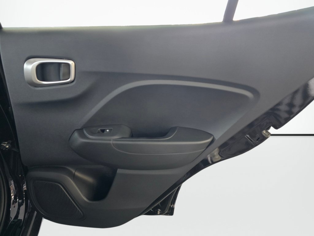 New 2026 Hyundai Venue SEL FWD image 38
