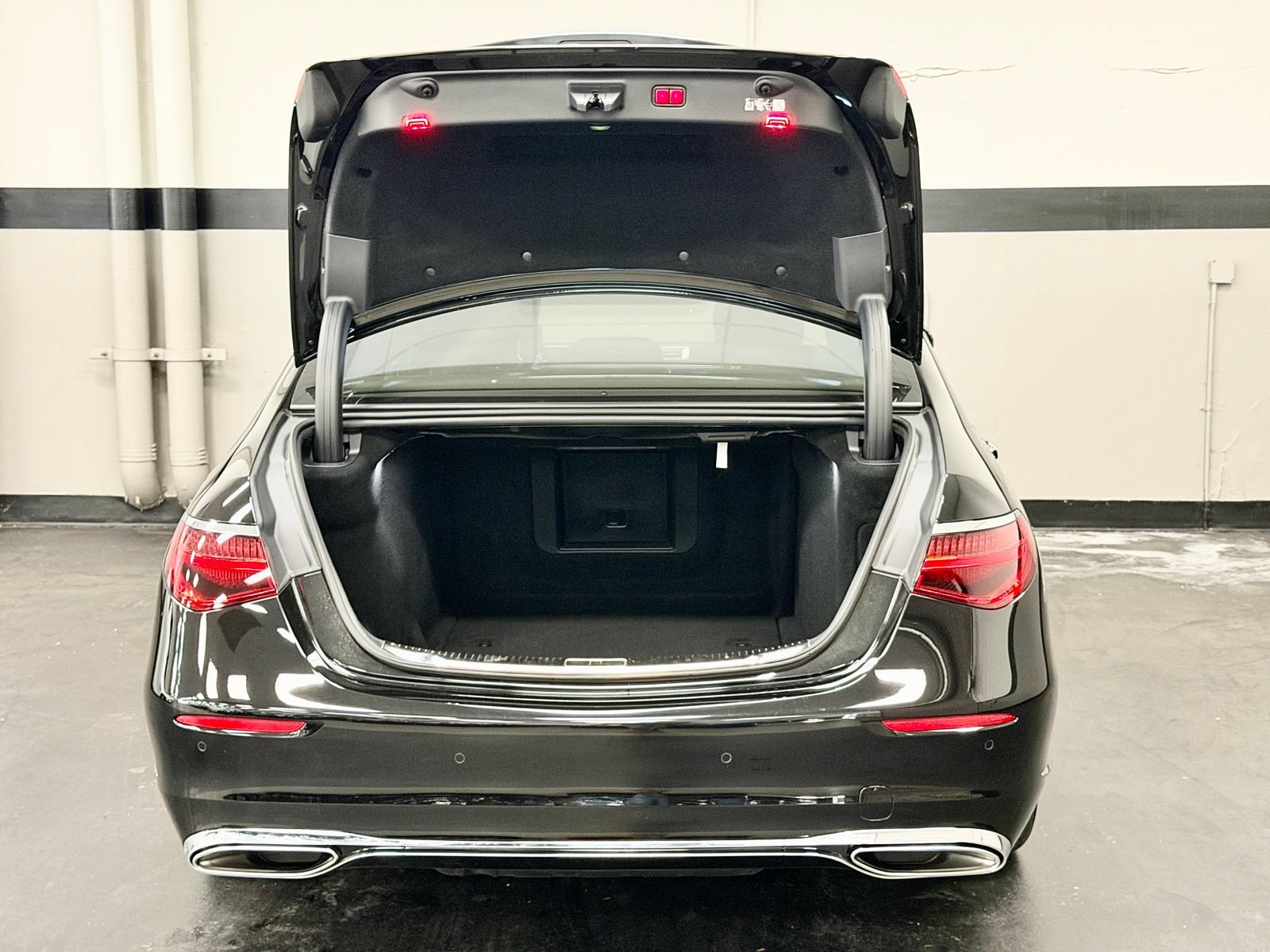 Used 2025 Mercedes-Benz S 580 4MATIC Sedan image 15