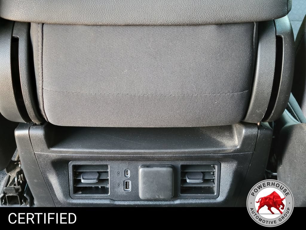Used 2022 Chevrolet Silverado 1500 LT AWD/4WD image 17