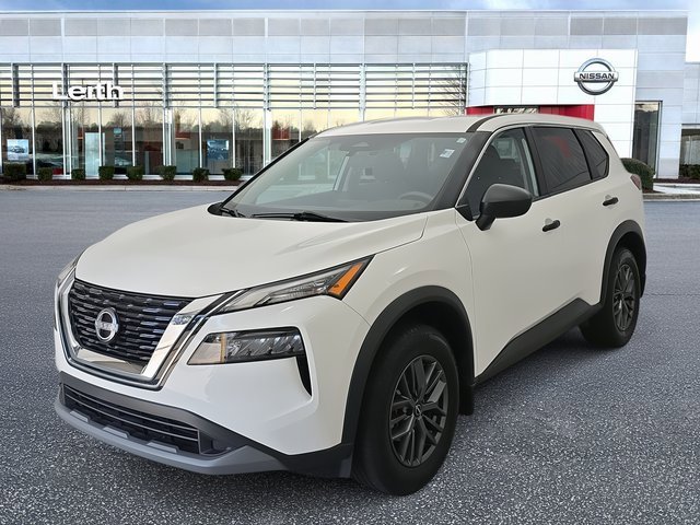 Certified 2022 Nissan Rogue S image 1