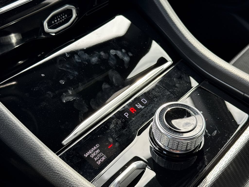 New 2026 Jeep Grand Cherokee Altitude AWD/4WD image 26