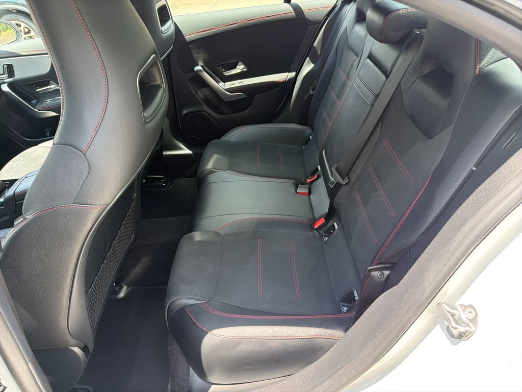 Used 2020 Mercedes-Benz CLA 250 image 20
