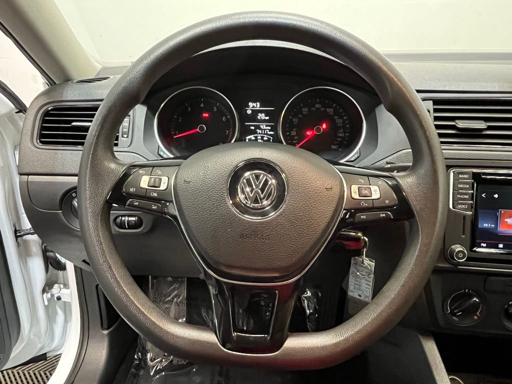 Used 2016 Volkswagen Jetta S FWD image 6