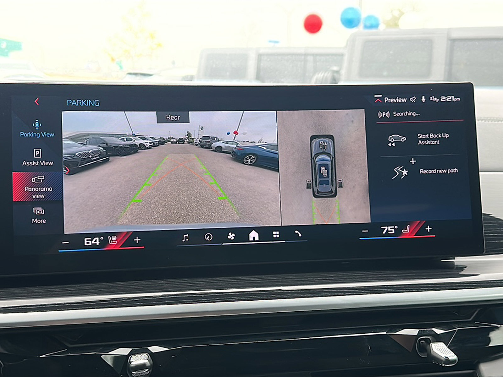 Certified 2024 BMW X7 M60i w/ Executive Package image 33