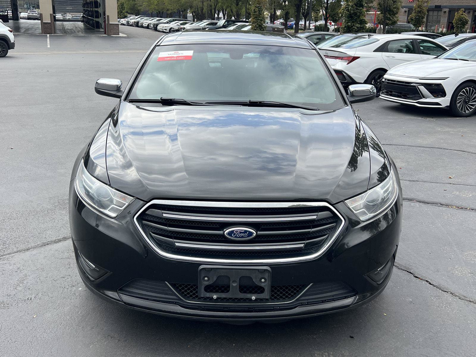 Used 2015 Ford Taurus Limited FWD image 10