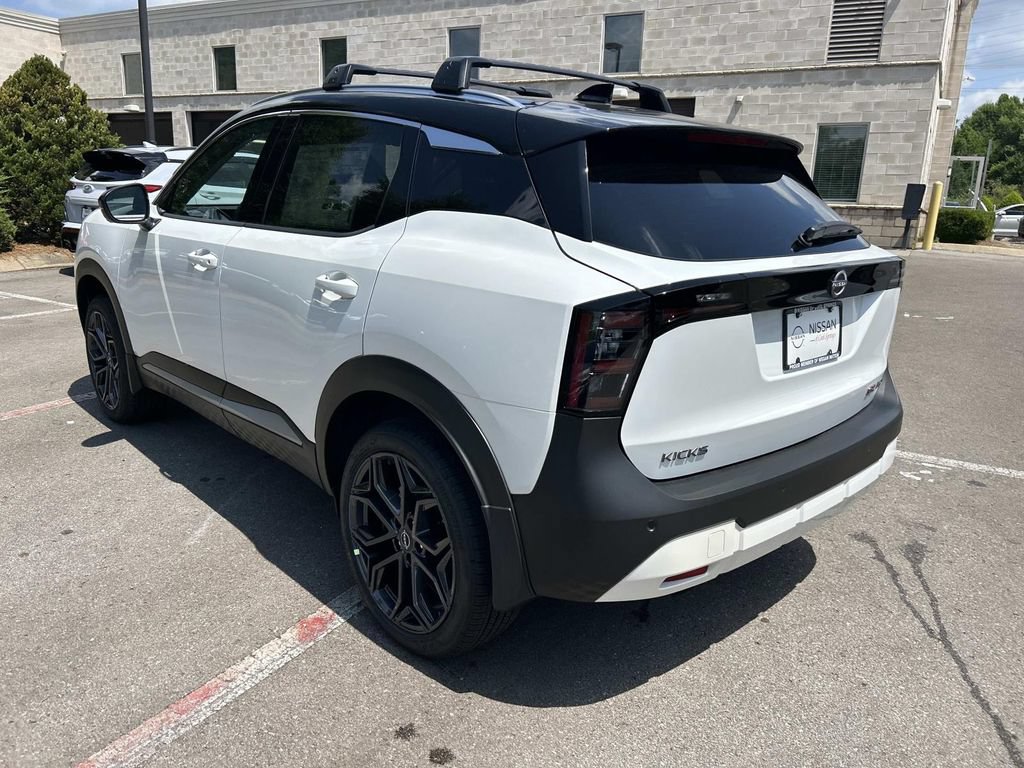New 2026 Nissan Kicks SR w/ Cold Weather Package AWD/4WD image 5