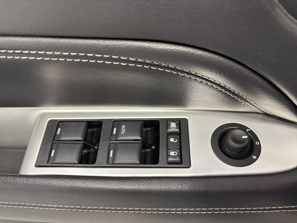 Used 2015 Jeep Compass Limited image 24