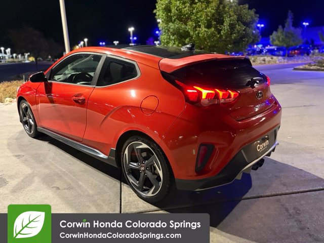 Used 2019 Hyundai Veloster Turbo FWD image 11