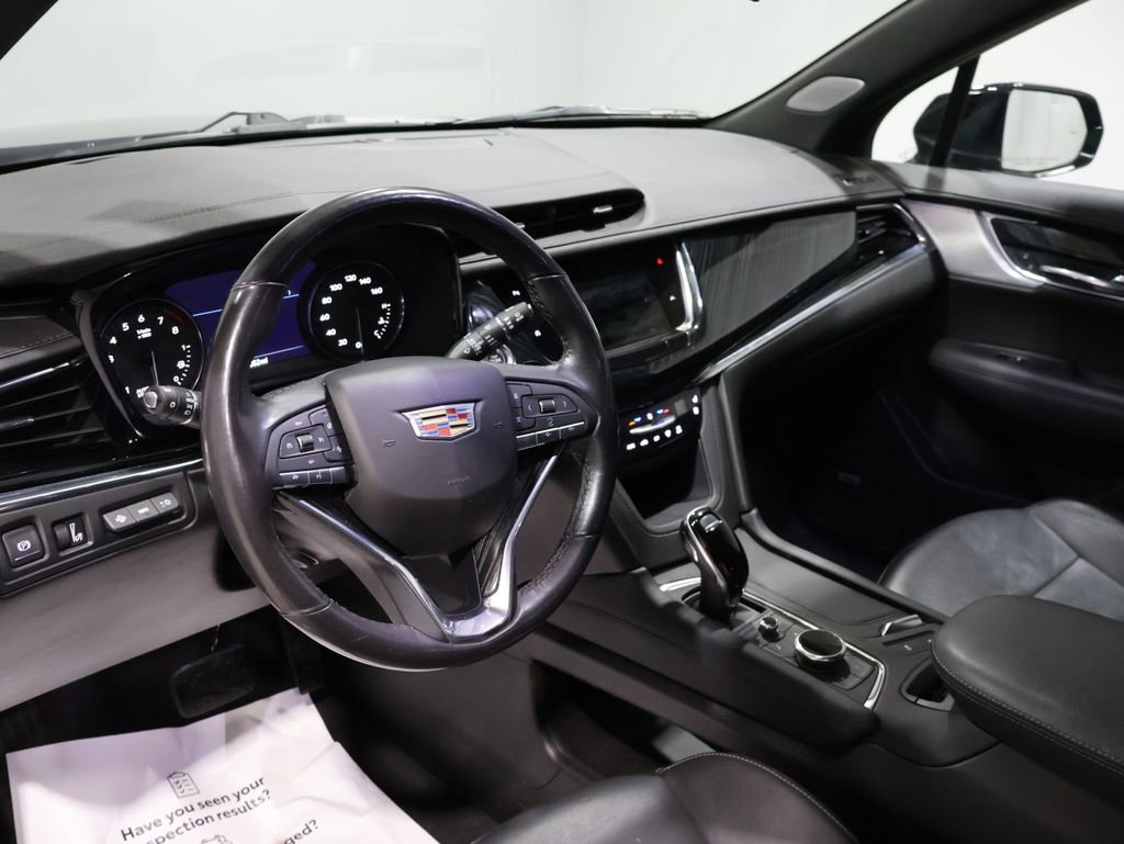 Used 2021 Cadillac XT6 Premium Luxury image 16