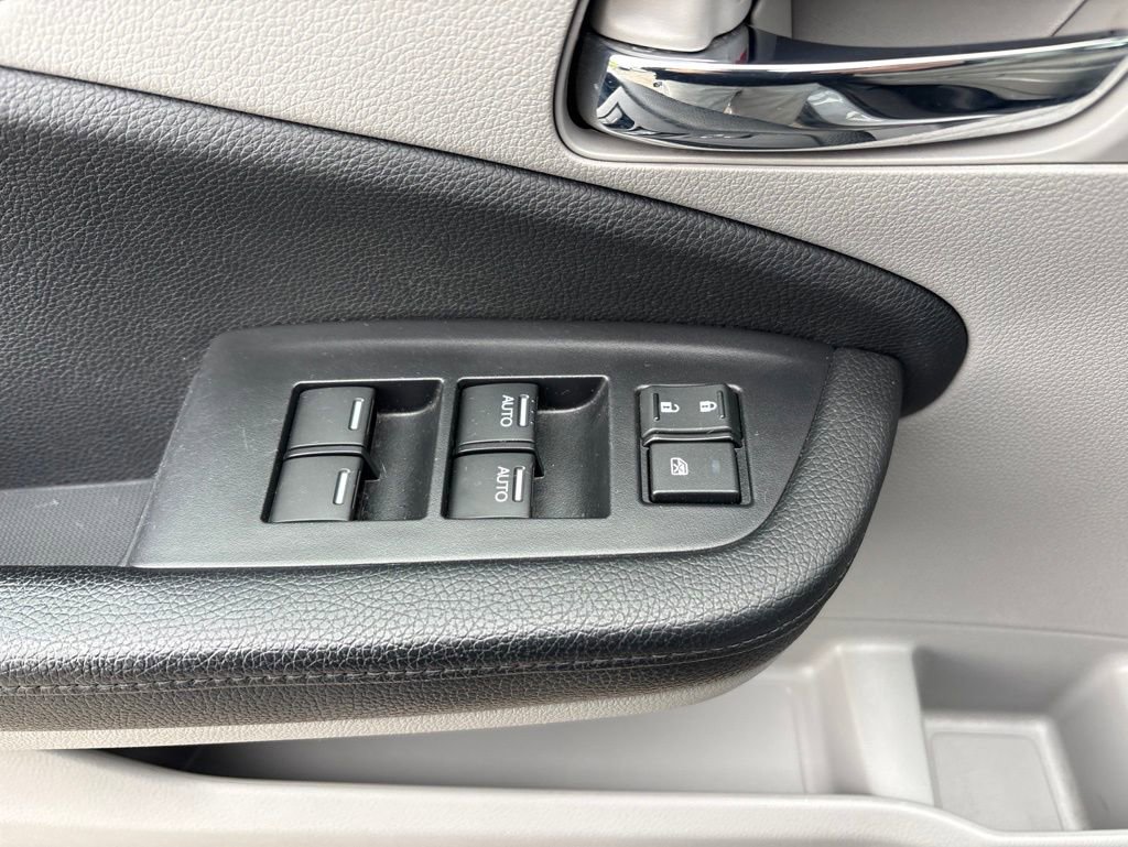 Used 2017 Honda Pilot EX-L image 17