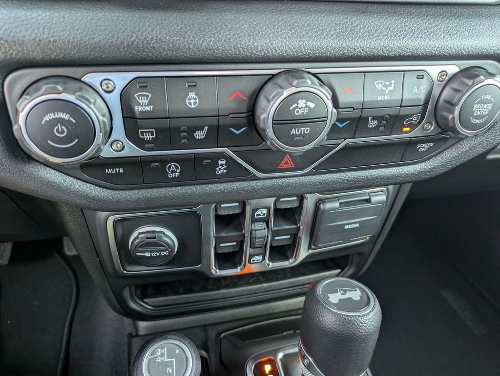 New 2025 Jeep Wrangler Sport S image 24