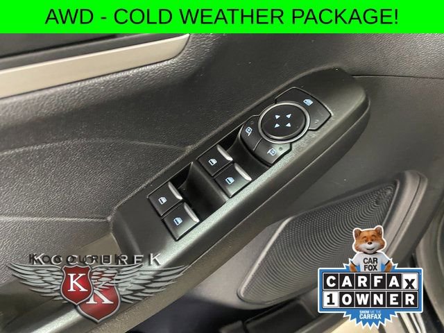 Used 2022 Ford Escape SE w/ SE Sport Appearance Package image 19