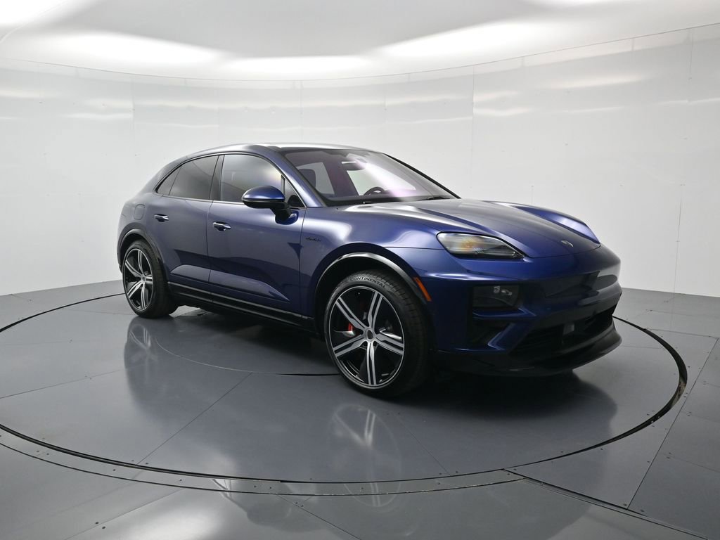 New 2026 Porsche Macan Turbo Electric image 32