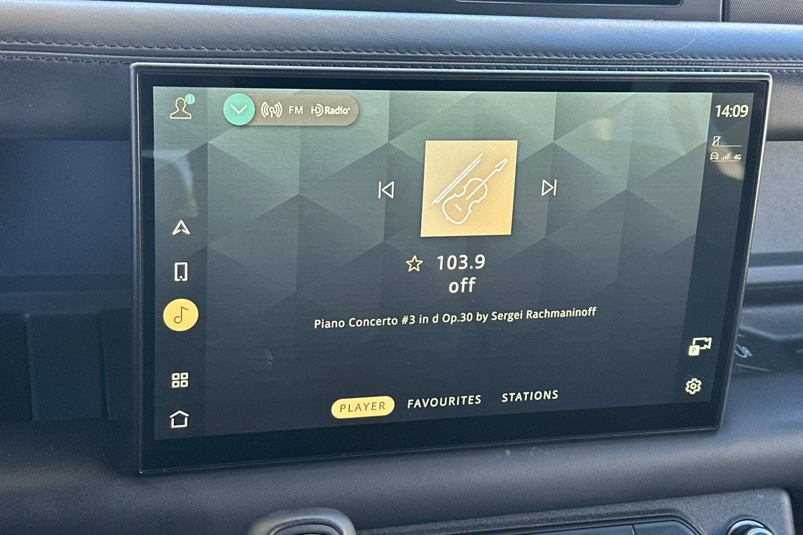 Used 2024 Land Rover Defender 110 X image 22