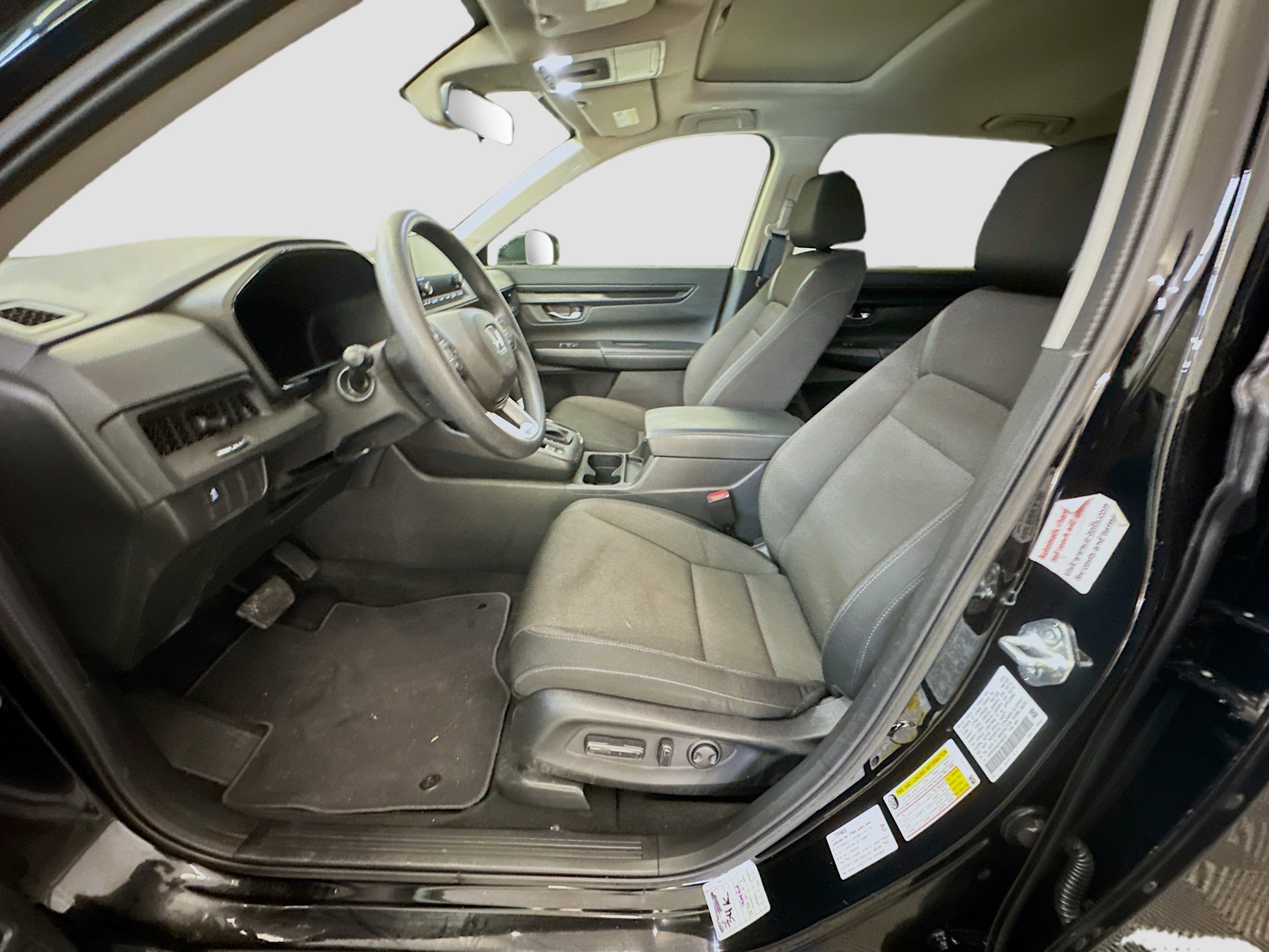 Used 2025 Honda CR-V EX image 13