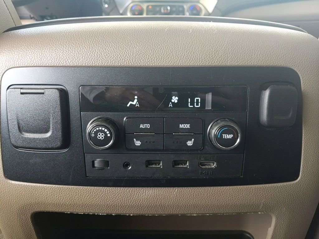 Used 2017 Chevrolet Tahoe Premier AWD/4WD image 16