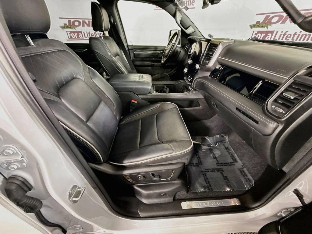 Used 2025 RAM 1500 Limited AWD/4WD image 34