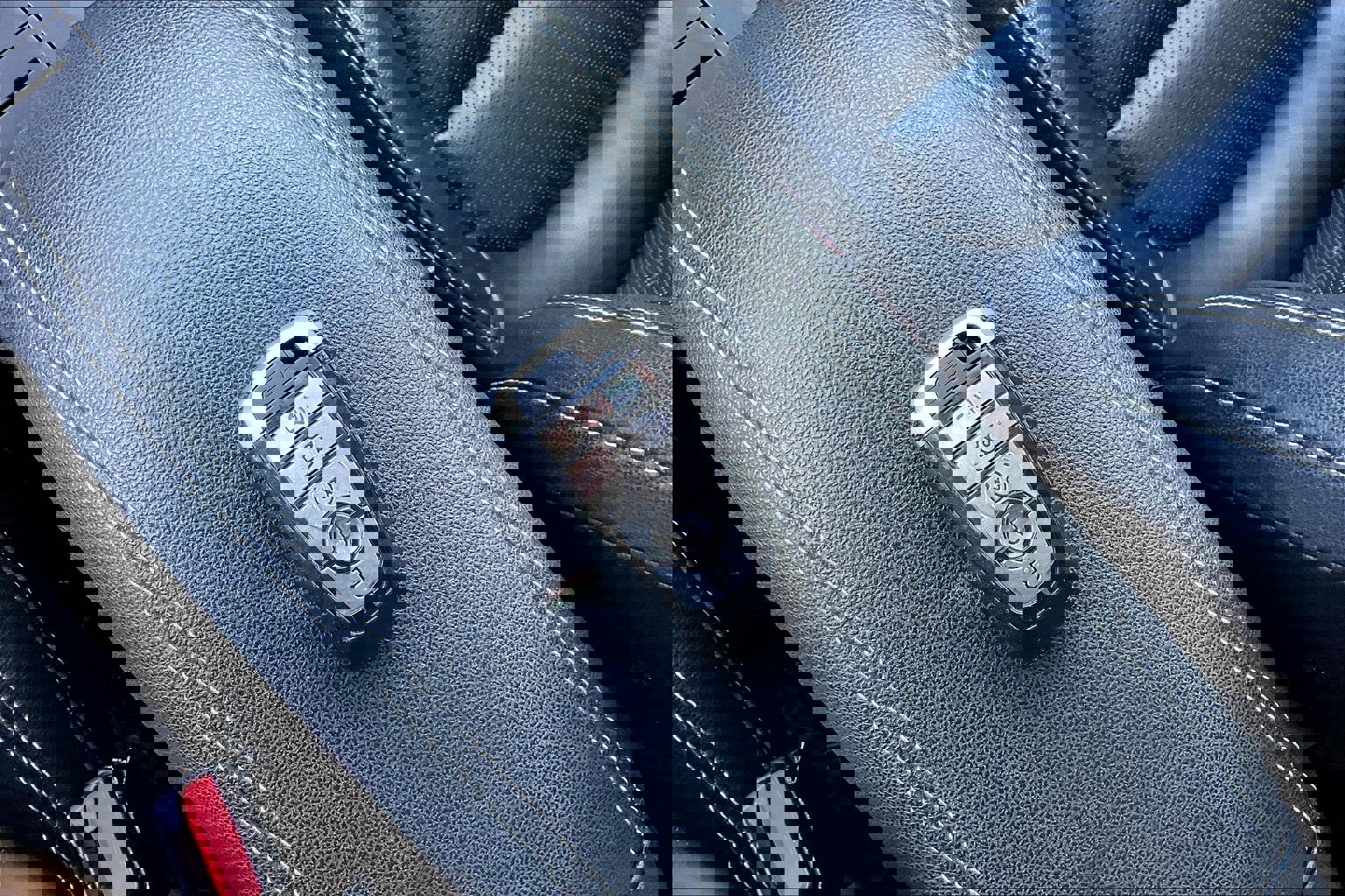 Used 2020 Ford Escape SEL FWD image 34