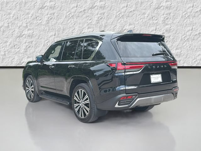 Used 2025 Lexus LX 600 4WD w/ Accessory Package (2T) image 5