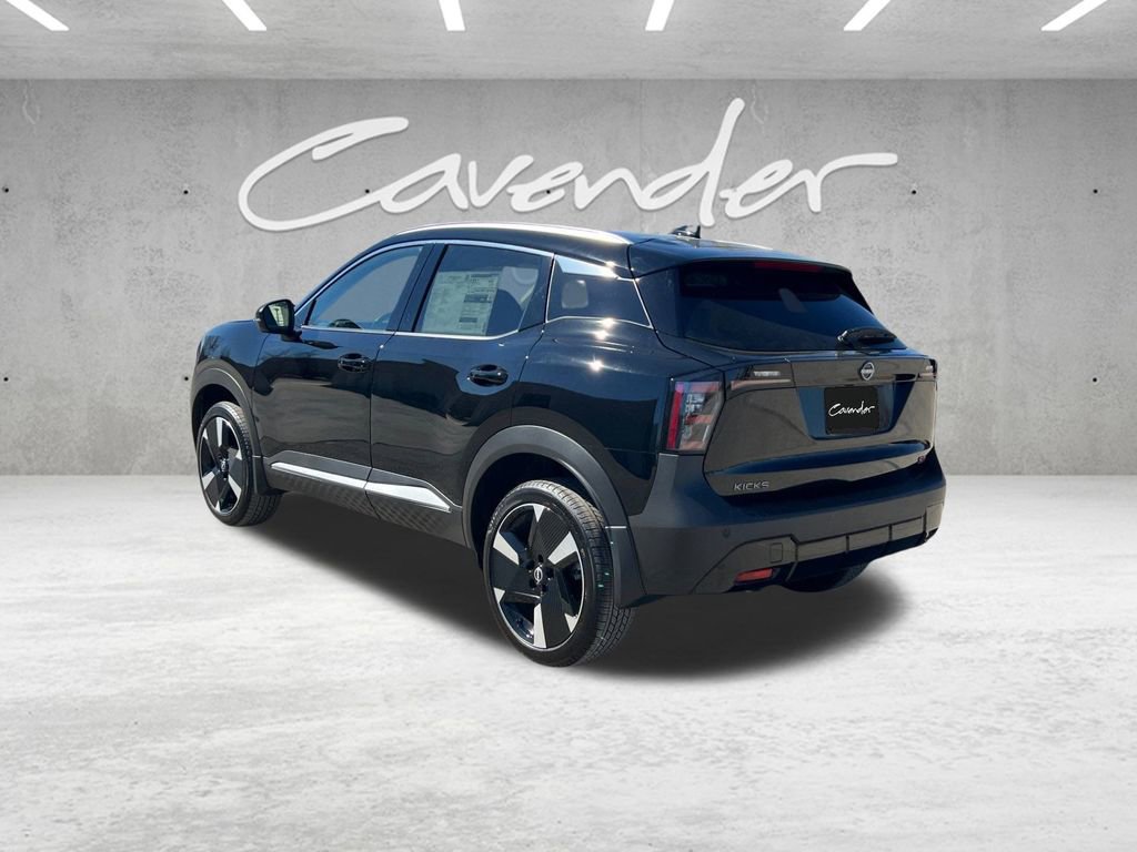 New 2026 Nissan Kicks SR image 14