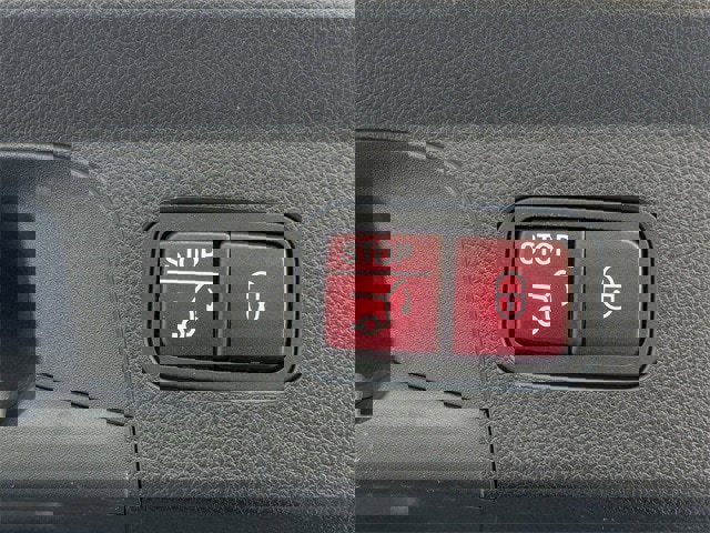 Used 2023 Mercedes-Benz GLE 53 AMG 4MATIC Coupe image 36