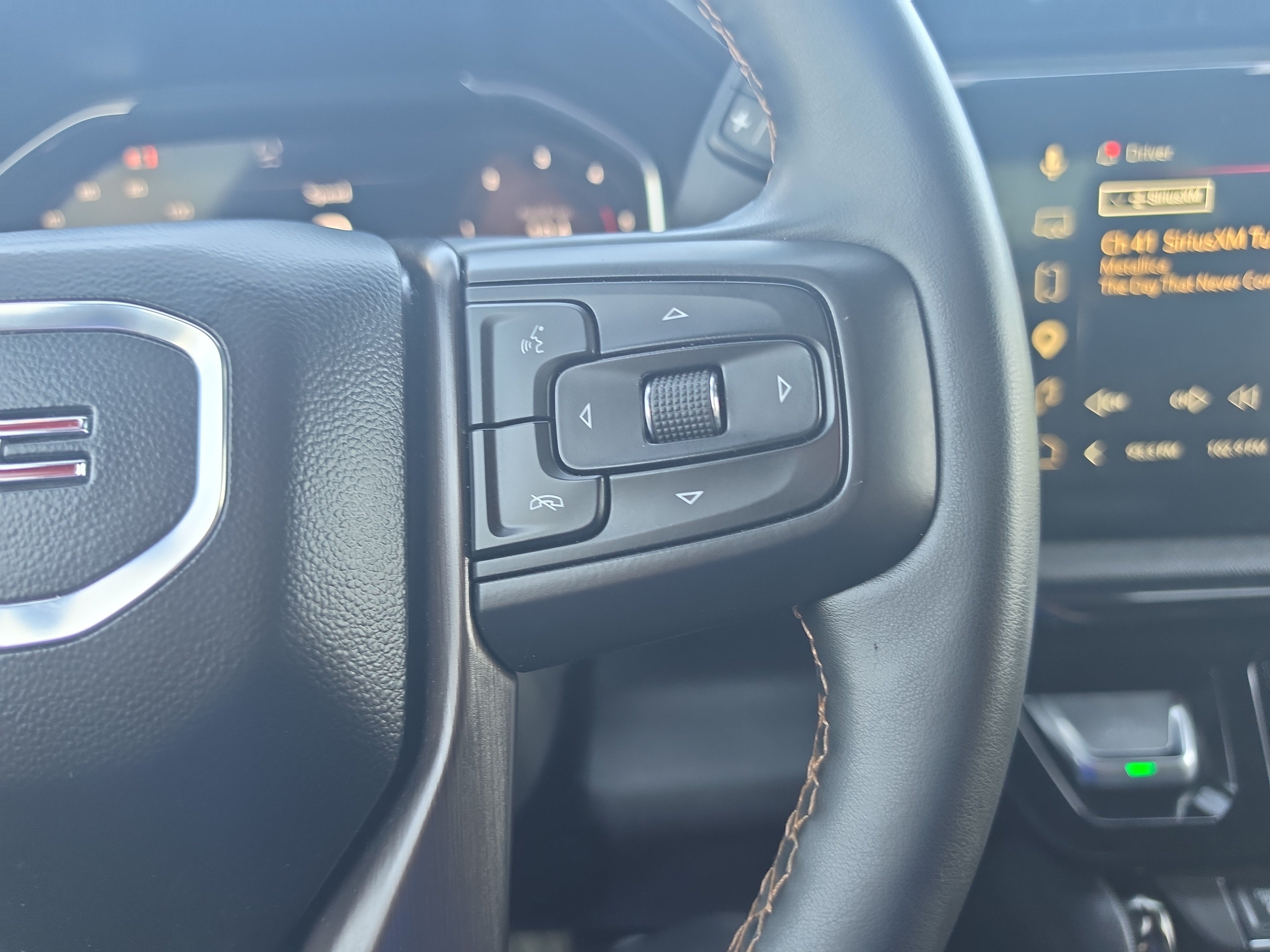 Used 2025 GMC Sierra 2500 AT4 AWD/4WD image 24