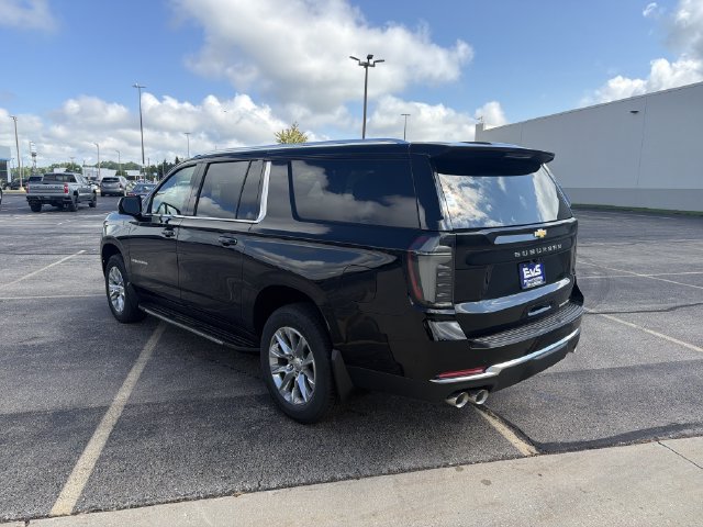 New 2026 Chevrolet Suburban Premier AWD/4WD image 7