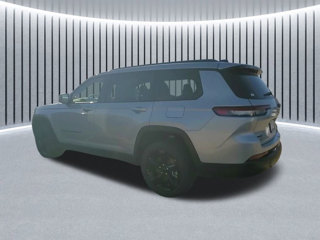 New 2025 Jeep Grand Cherokee L Altitude image 5