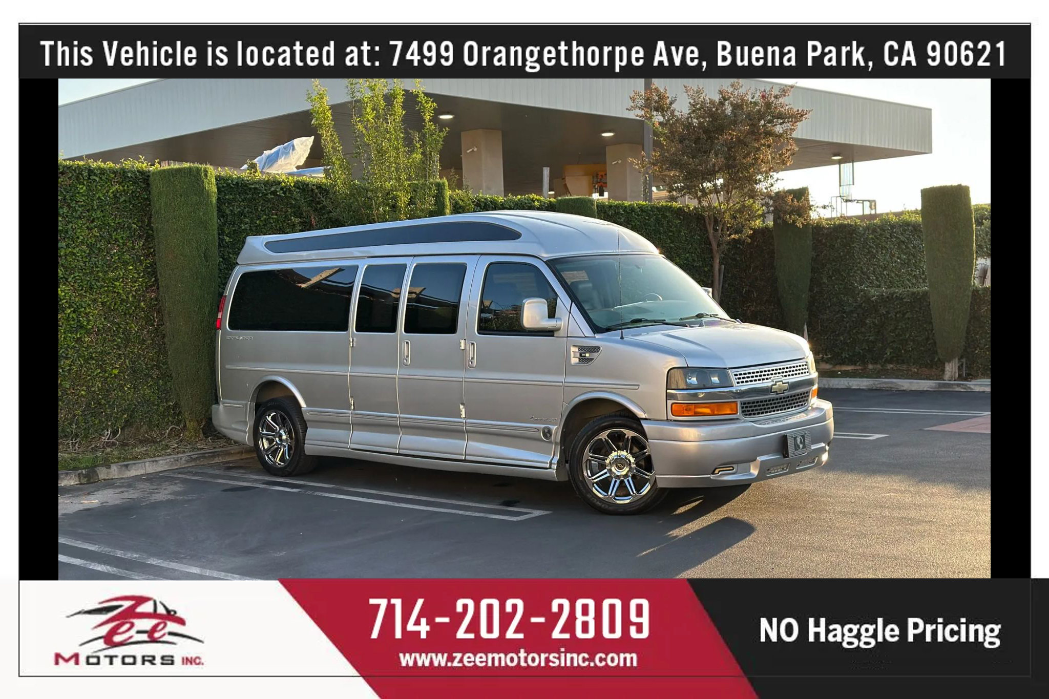 Used 2015 Chevrolet Express 2500 Extended image 1