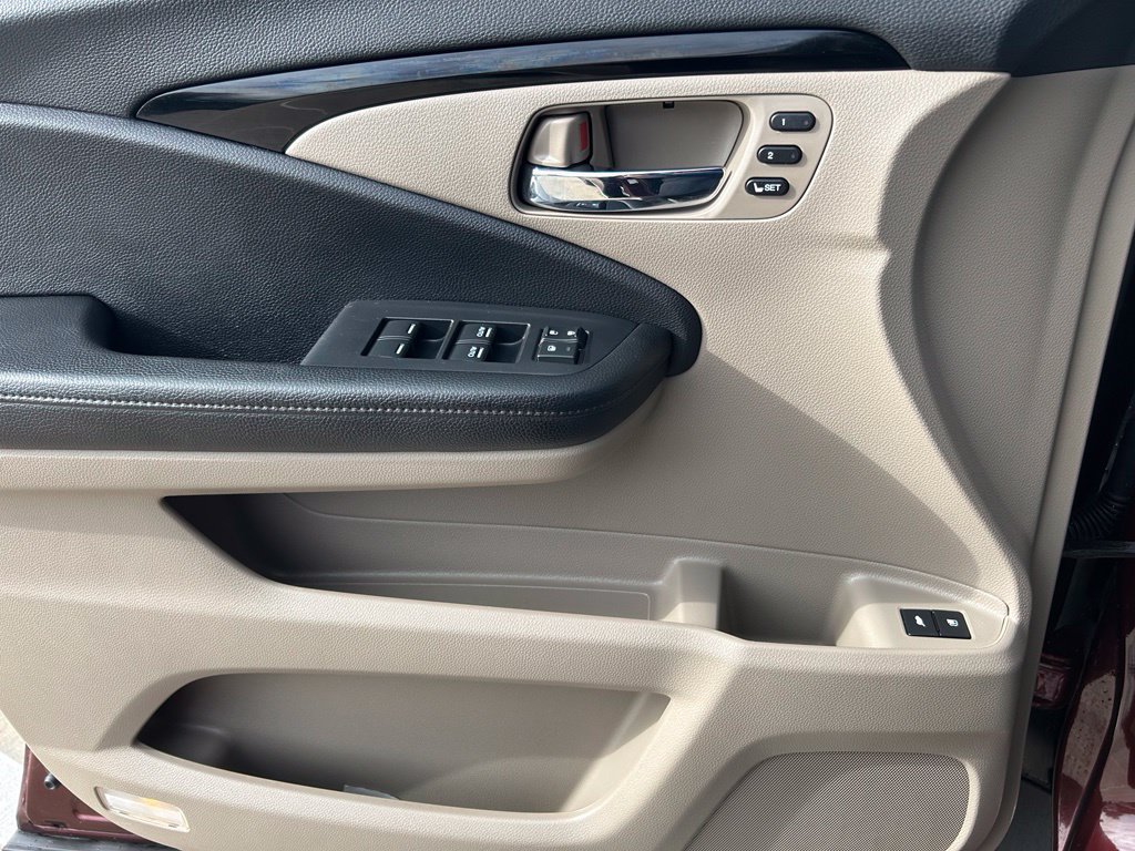 Certified 2019 Honda Pilot Elite image 19