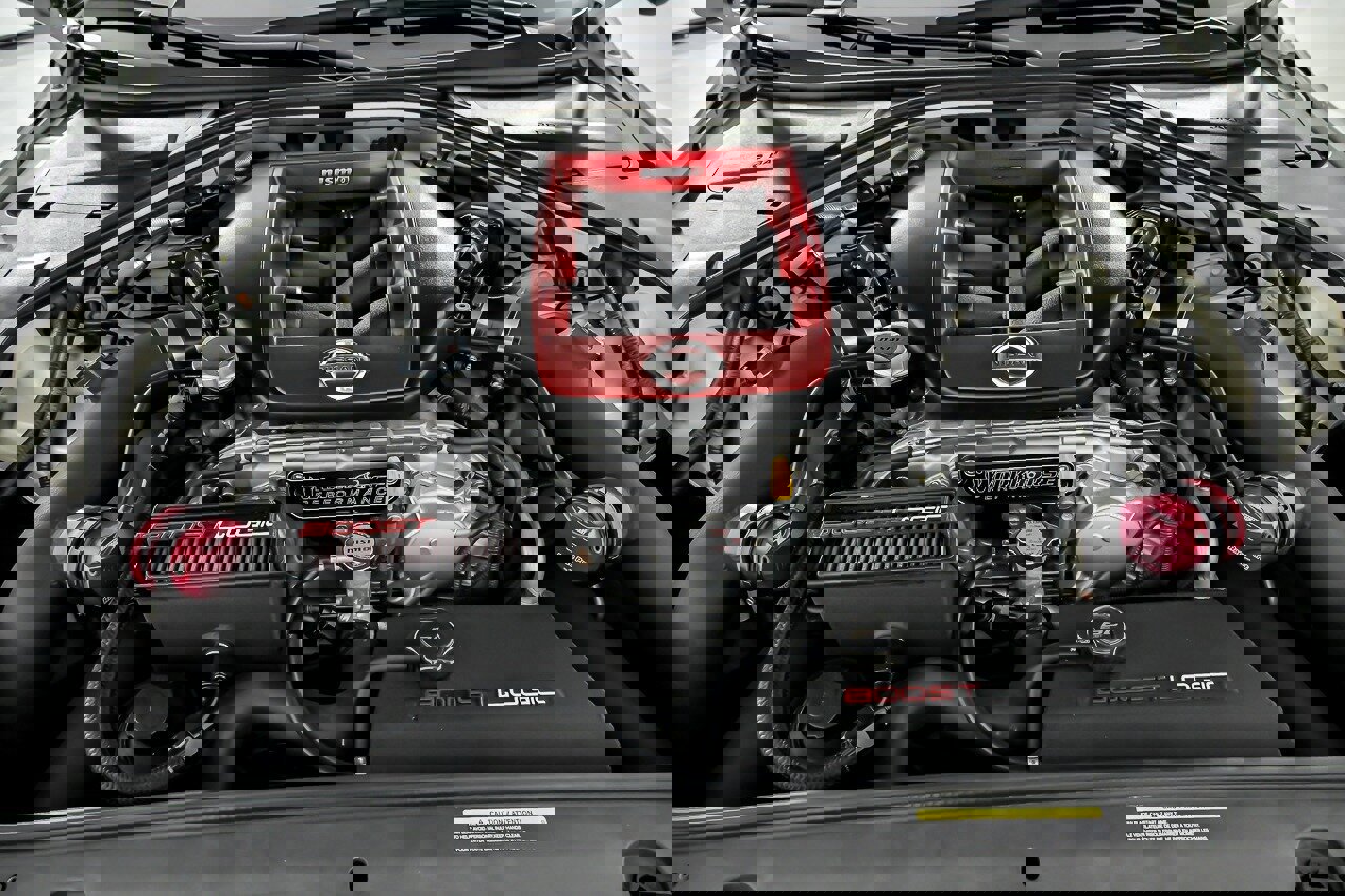 Used 2020 Nissan GT-R NISMO AWD/4WD image 16