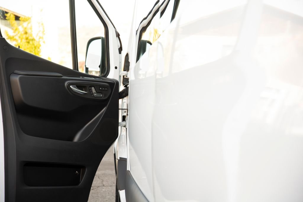 New 2026 Mercedes-Benz Sprinter 2500 image 11