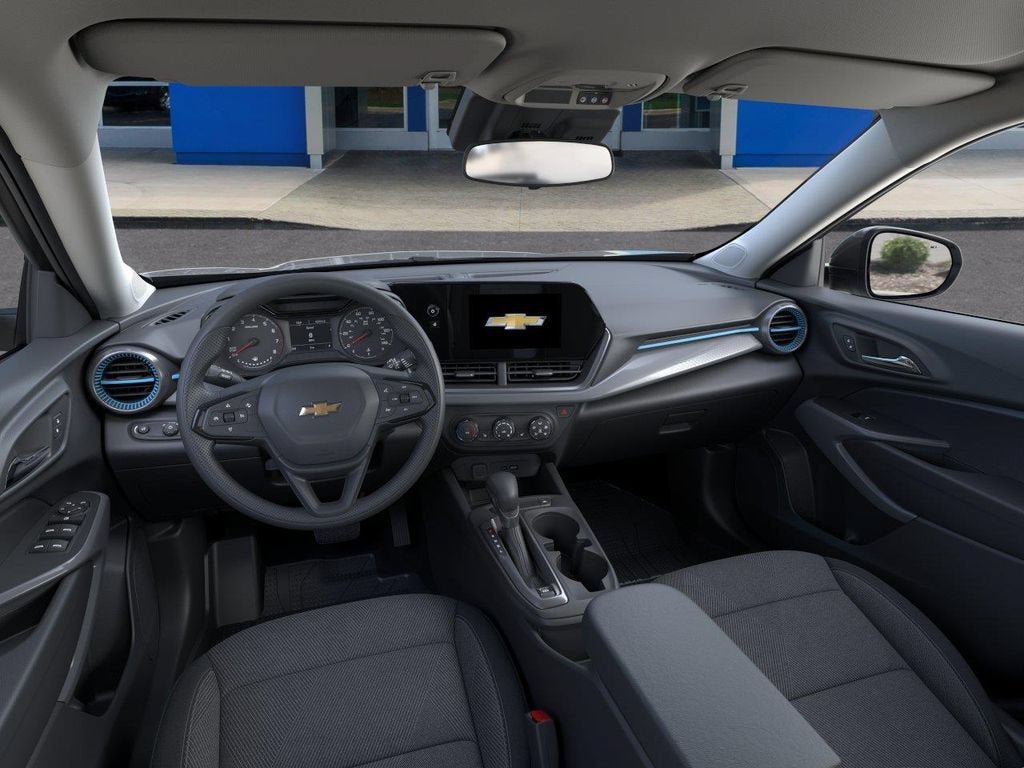 New 2026 Chevrolet Trax LS w/ LS Convenience Package FWD image 15