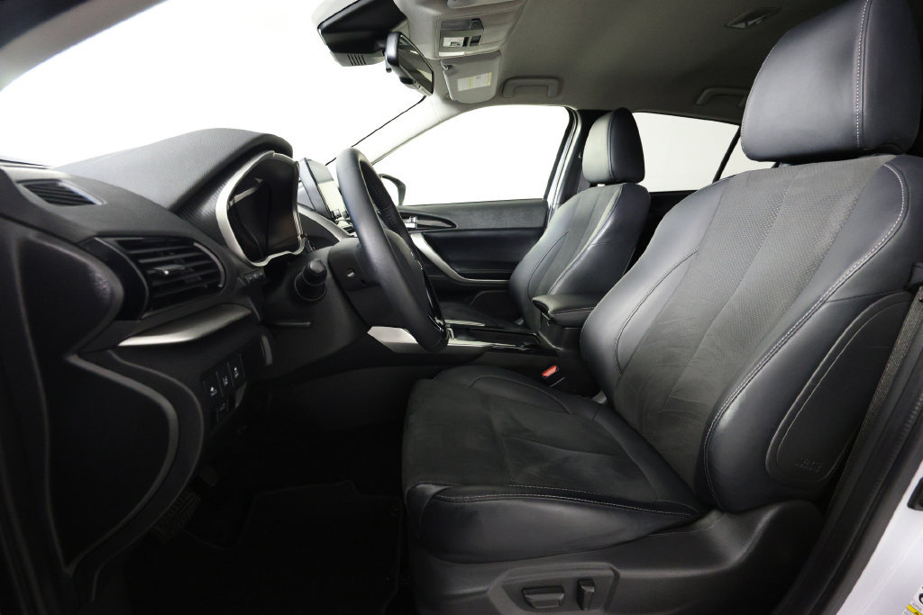 Used 2025 Mitsubishi Eclipse Cross SE AWD/4WD image 14