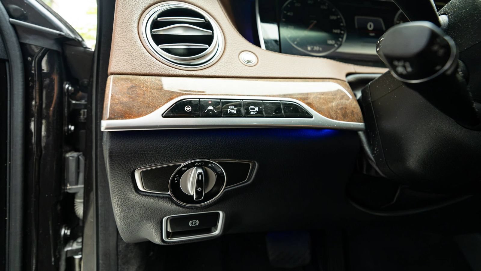 Used 2015 Mercedes-Benz S 550 4MATIC Sedan image 52