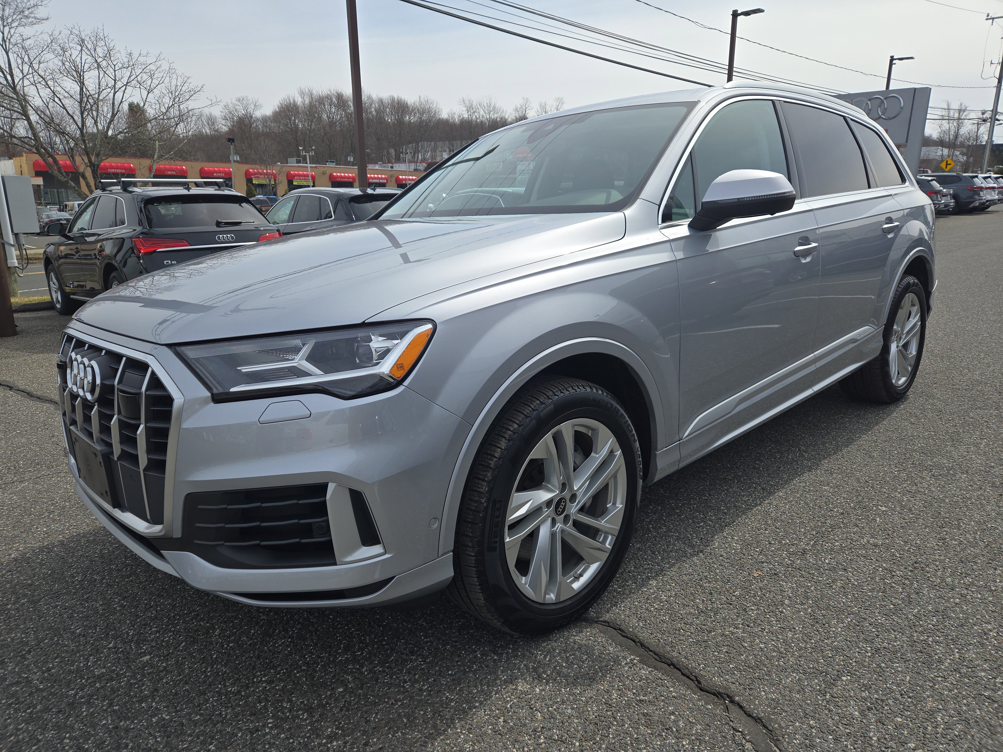 Certified 2022 Audi Q7 3.0T Premium Plus AWD/4WD image 4