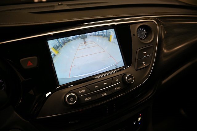 Used 2019 Buick Envision Essence image 16
