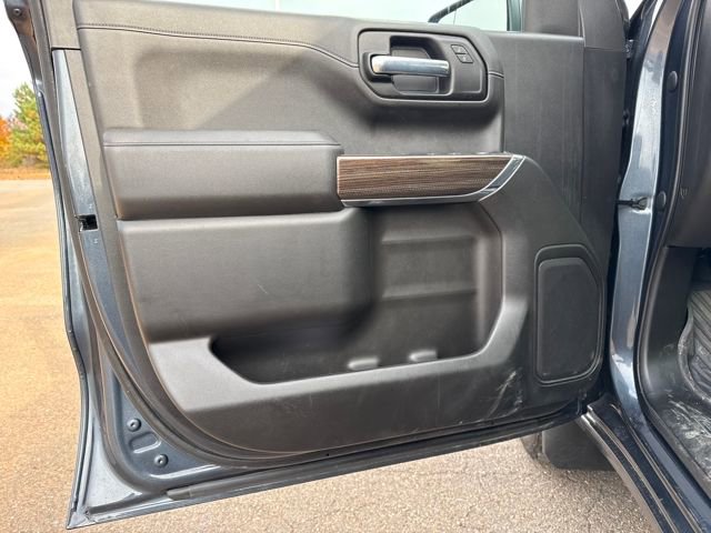 Used 2022 Chevrolet Silverado 1500 RST w/ LPO, Blackout Package image 10