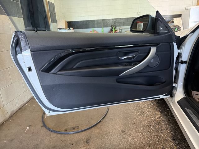 Used 2016 BMW 428i xDrive Convertible AWD/4WD image 13