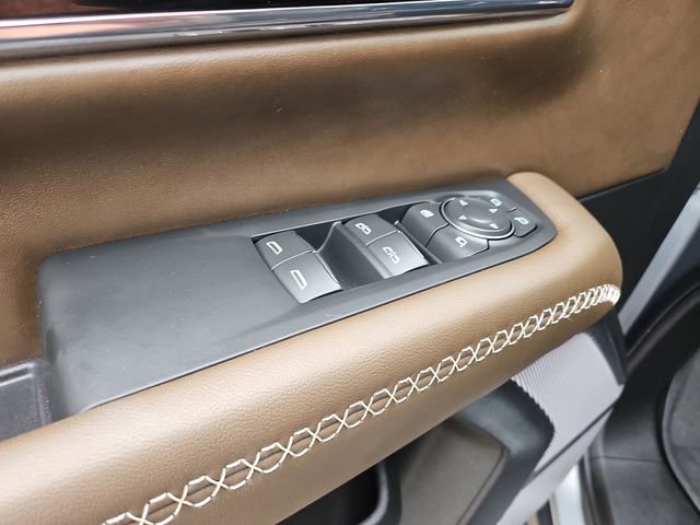 Used 2025 GMC Yukon Denali Ultimate image 25