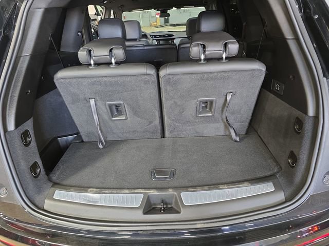 Used 2025 Cadillac XT6 Luxury image 16